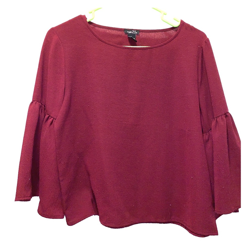 BARELY WORN Rue21 Maroon Blouse